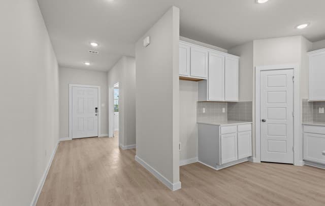 4-bedroom rental at 7929 Coffee Mill in San Antonio, TX — photo 3