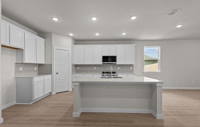 4-bedroom rental at 7929 Coffee Mill in San Antonio, TX — photo 5