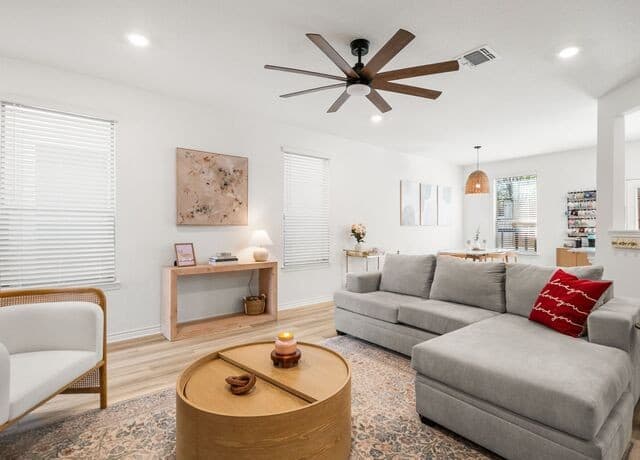 3-bedroom rental at 14839 Vance Jackson #303 Unit UNIT 303 in San Antonio, TX — photo 1
