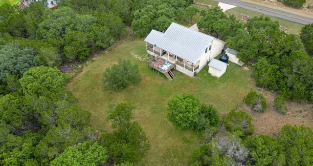3-bedroom rental at 115 Towering Vista in Boerne, TX — photo 2
