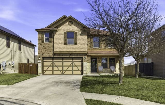 4-bedroom rental at 408 Gatewood CLf in Cibolo, TX — photo 1
