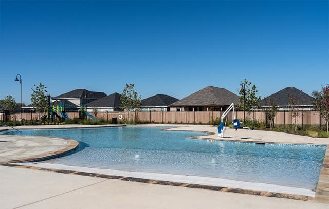 4-bedroom rental at 946 Bull Boat Ln in San Antonio, TX — photo 4