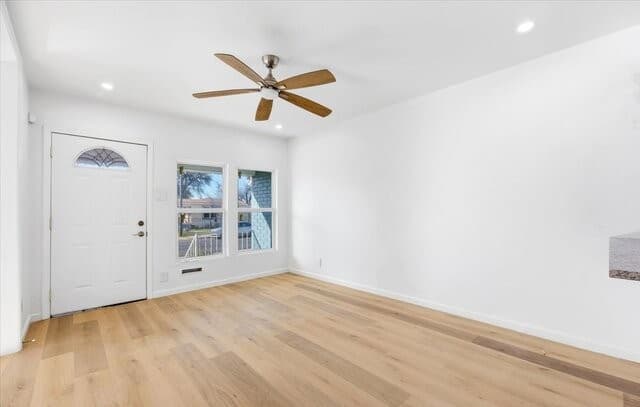 3-bedroom rental at 2243 Hays in San Antonio, TX — photo 3