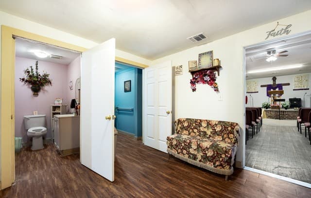 0rental at 121 Demya in San Antonio, TX — photo 5