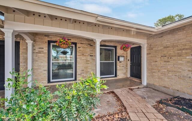 3-bedroom rental at 130 Dawnridge in San Antonio, TX — photo 3