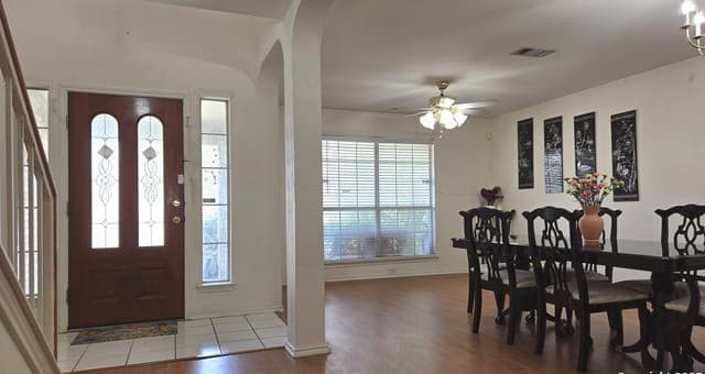 4-bedroom rental at 5210 Stormy Dawn in San Antonio, TX — photo 5