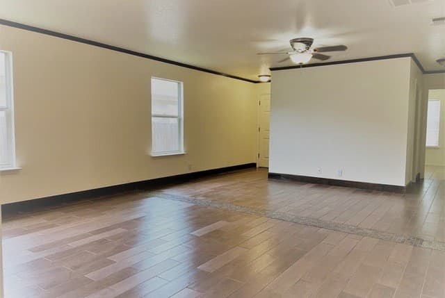 3-bedroom rental at 9651 Kennebec in San Antonio, TX — photo 4