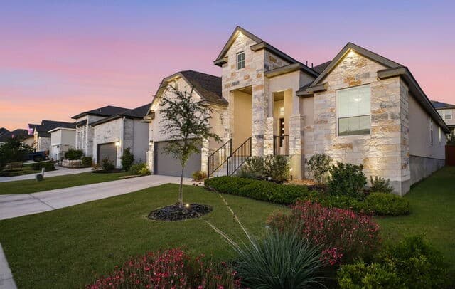 Home for sale at 24718 Resort Pkwy in San Antonio, TX — photo 2