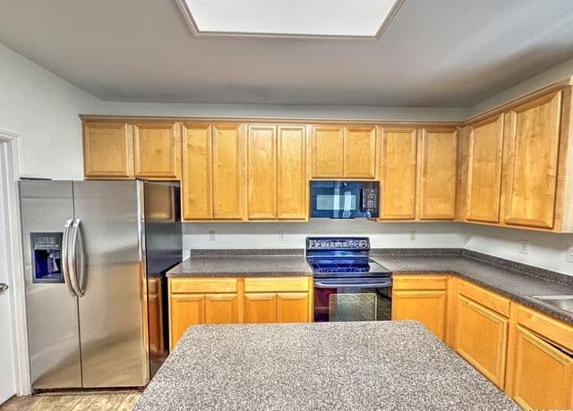 4-bedroom rental at 8711 Sandia in Helotes, TX — photo 5