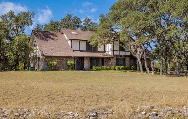 5-bedroom rental at 28417 Royal Ascot in Fair Oaks Ranch, TX — photo 1