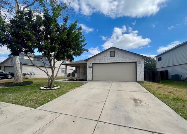 3-bedroom rental at 3516 Destiny Acres in Schertz, TX — photo 2