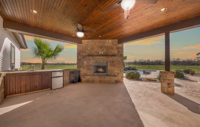 4-bedroom rental at 3255 Fm 539 in La Vernia, TX — photo 3