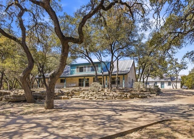 4-bedroom rental at 9035 Fair Oaks Parkway in Boerne, TX — photo 1