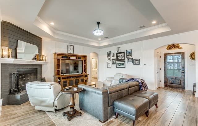 4-bedroom rental at 220 Cibolo Ridge in La Vernia, TX — photo 5