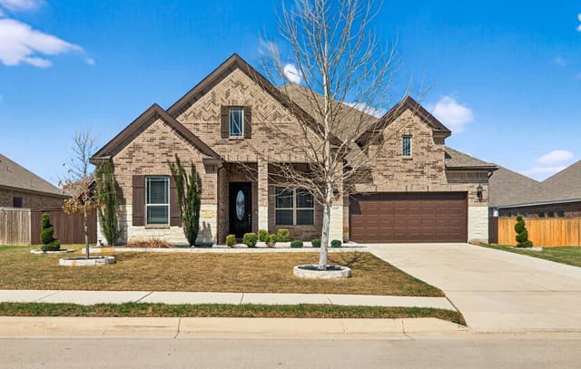 3-bedroom rental at 13157 Hallie Chase in Schertz, TX — photo 1