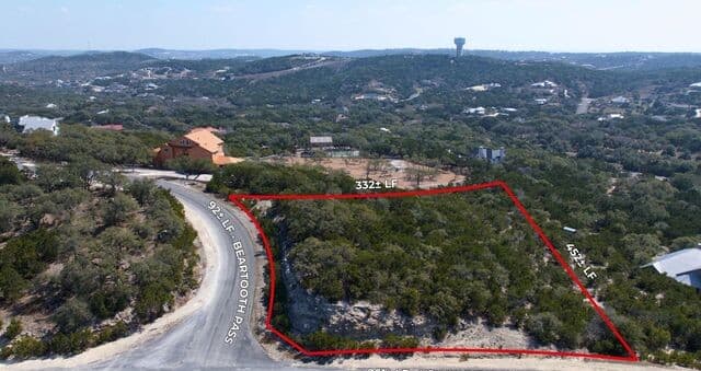 rental at 2.119± AC ON Beartooth Pass in San Antonio, TX — photo 1