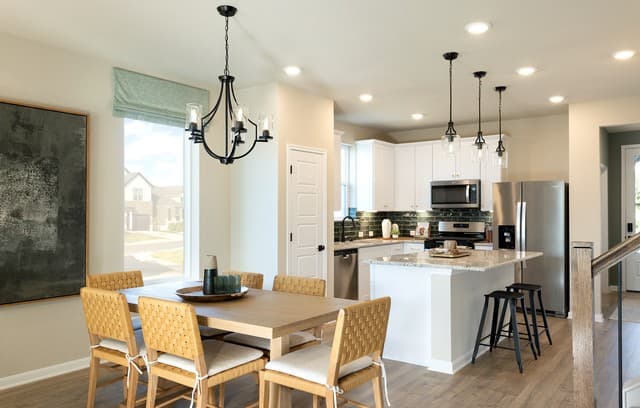 5-bedroom rental at 10512 Bricewood Park in San Antonio, TX — photo 5