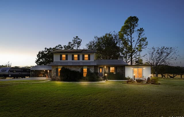 3-bedroom rental at 28515 Saxet in Boerne, TX — photo 1