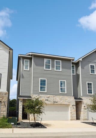 3-bedroom rental at 21419 Sir Walter Unit 21419 in San Antonio, TX — photo 1