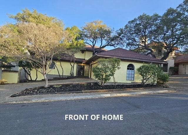 3-bedroom rental at 7 Donore SQ in San Antonio TX