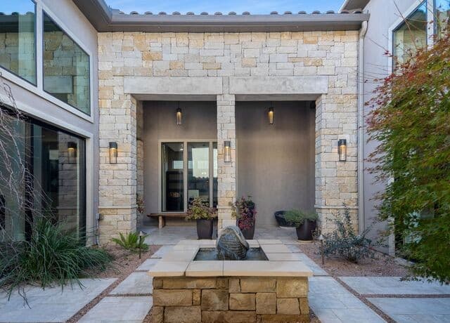4-bedroom rental at 3915 El Chamizal in San Antonio, TX — photo 5