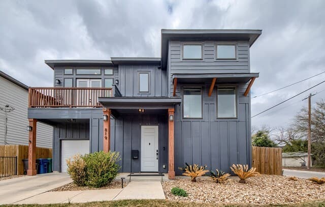 3-bedroom rental at 819 Saint James in San Antonio, TX — photo 1