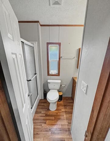 Home for sale at 1372 N Lakeshore in Bandera, TX — photo 5