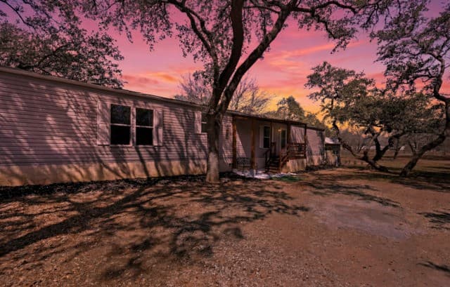3-bedroom rental at 285 Brianna in Von Ormy, TX — photo 2