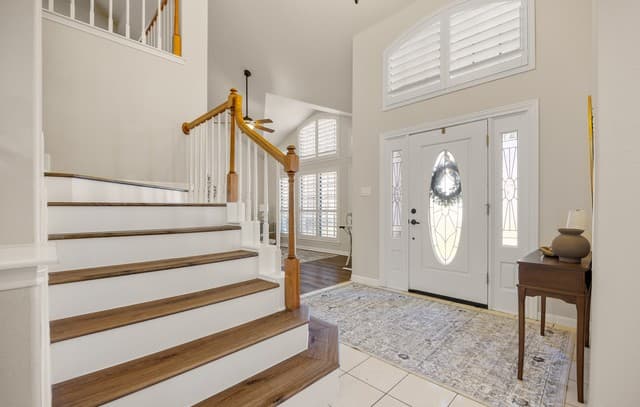 4-bedroom rental at 17415 Shady Canyon in San Antonio, TX — photo 4