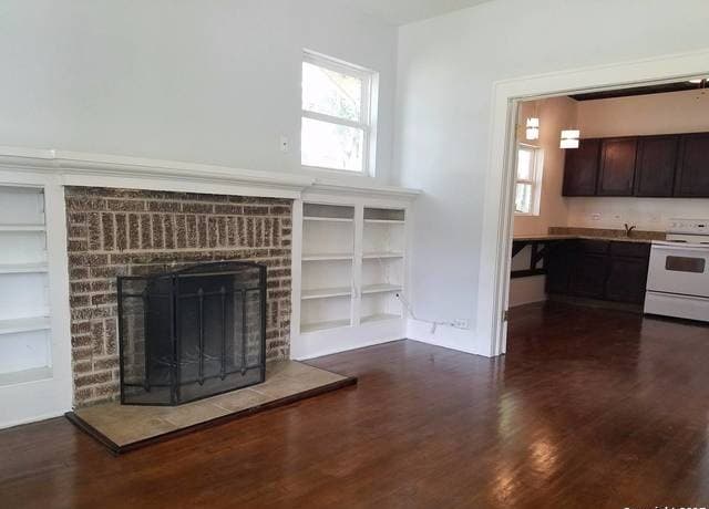 1-bedroom rental at 826 E Erie Ave Unit A in San Antonio, TX — photo 3
