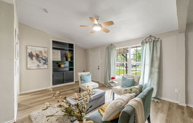 2-bedroom rental at 167 Bangor in San Antonio, TX — photo 4