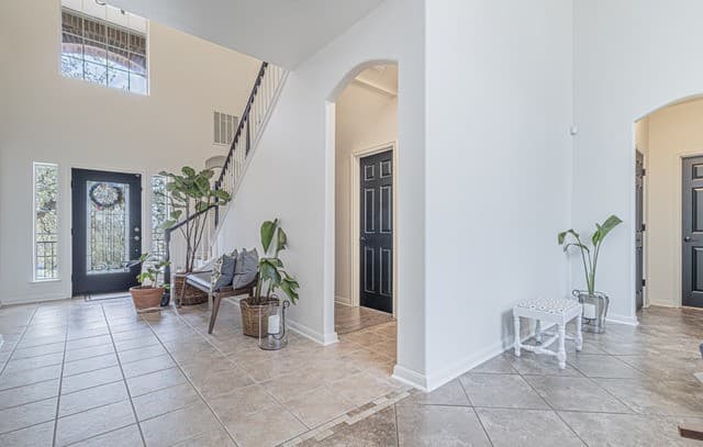 3-bedroom rental at 20810 Paso Rocoso in San Antonio, TX — photo 5