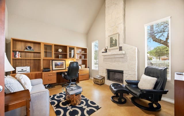 4-bedroom rental at 541 Saxet Trl in Spring Branch, TX — photo 4