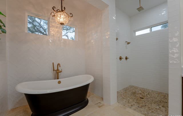 3-bedroom rental at 507 Arthur Ct in Spring Branch, TX — photo 5