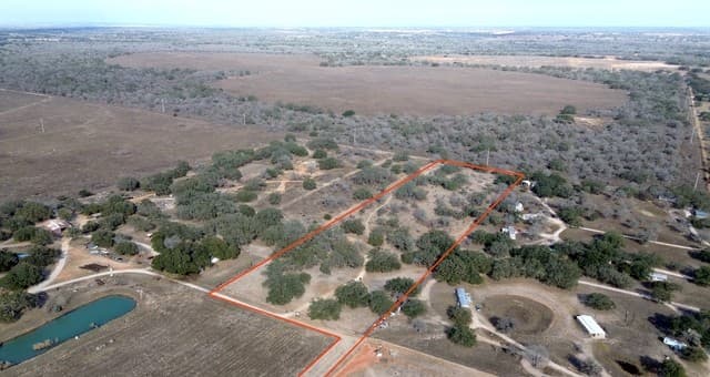 rental at 775 Mobile Home in Poteet, TX — photo 1