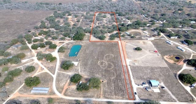 rental at 775 Mobile Home in Poteet, TX — photo 4