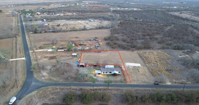 rental at 11438 Hollowell in Atascosa, TX — photo 2