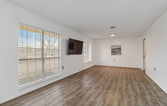 3-bedroom rental at 12827 La Quinta Street in San Antonio, TX — photo 3
