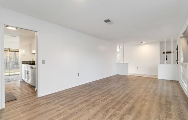3-bedroom rental at 12827 La Quinta Street in San Antonio, TX — photo 4
