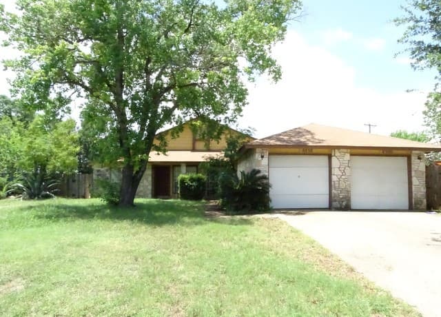 rental at 8898 Meadow Range in San Antonio, TX — photo 1