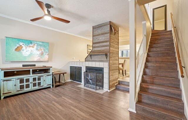 2-bedroom rental at 7880 Micron Unit 4104 in San Antonio, TX — photo 3