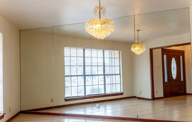 3-bedroom rental at 7306 Hidden Hills N in San Antonio, TX — photo 4