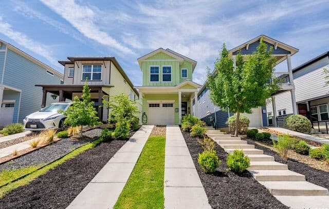 3-bedroom rental at 412 Natalen in San Antonio, TX — photo 1