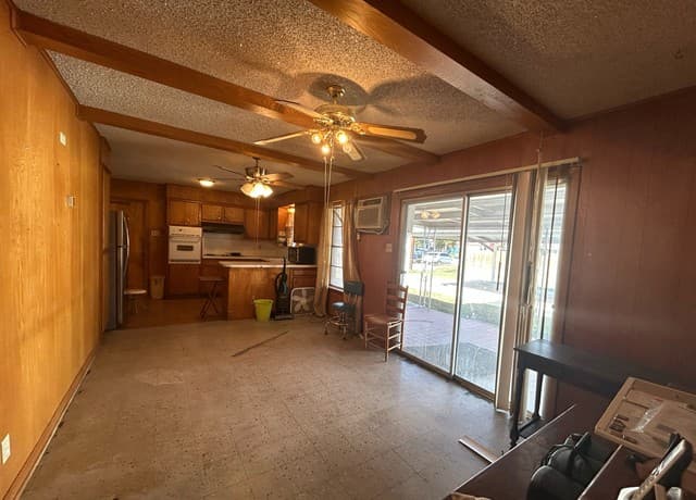2-bedroom rental at 4903 Bernadine in San Antonio, TX — photo 3