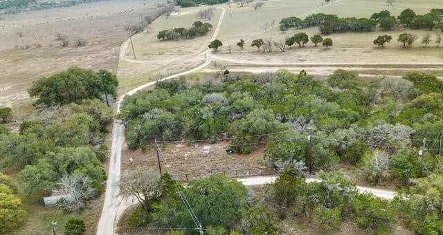 rental at 296 Recreation Lane in Spring Branch, TX — photo 4