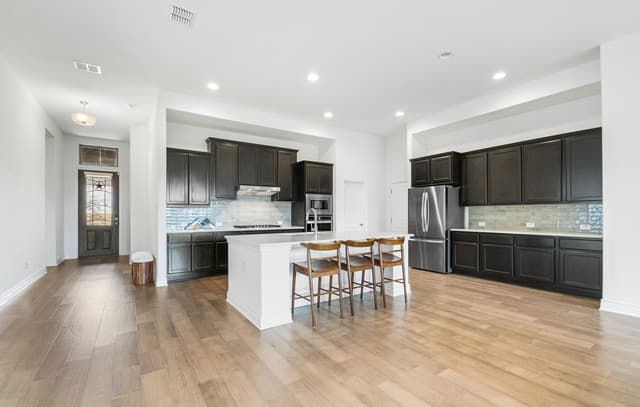 4-bedroom rental at 110 Sonrisa in Boerne, TX — photo 3