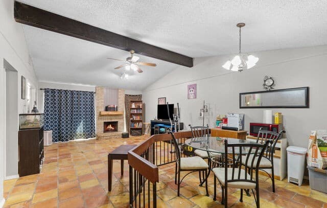 3-bedroom rental at 10028 Woodtrail in San Antonio, TX — photo 3
