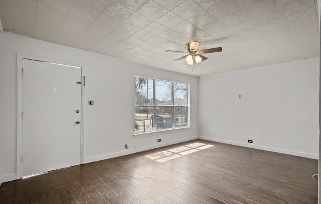 2-bedroom rental at 119 Freiling in San Antonio, TX — photo 4