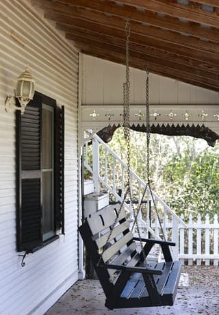 3-bedroom rental at 507 W Travis in Fredericksburg, TX — photo 3