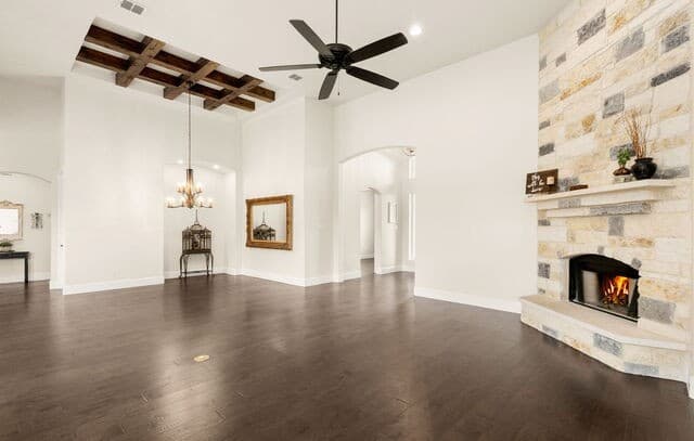 5-bedroom rental at 1217 Paladin Trail in Spring Branch, TX — photo 5